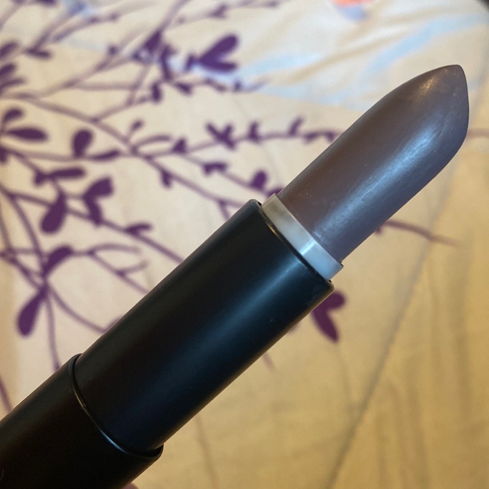 Maybelline Color Sensational Lipstick-705 Concrete Jungle